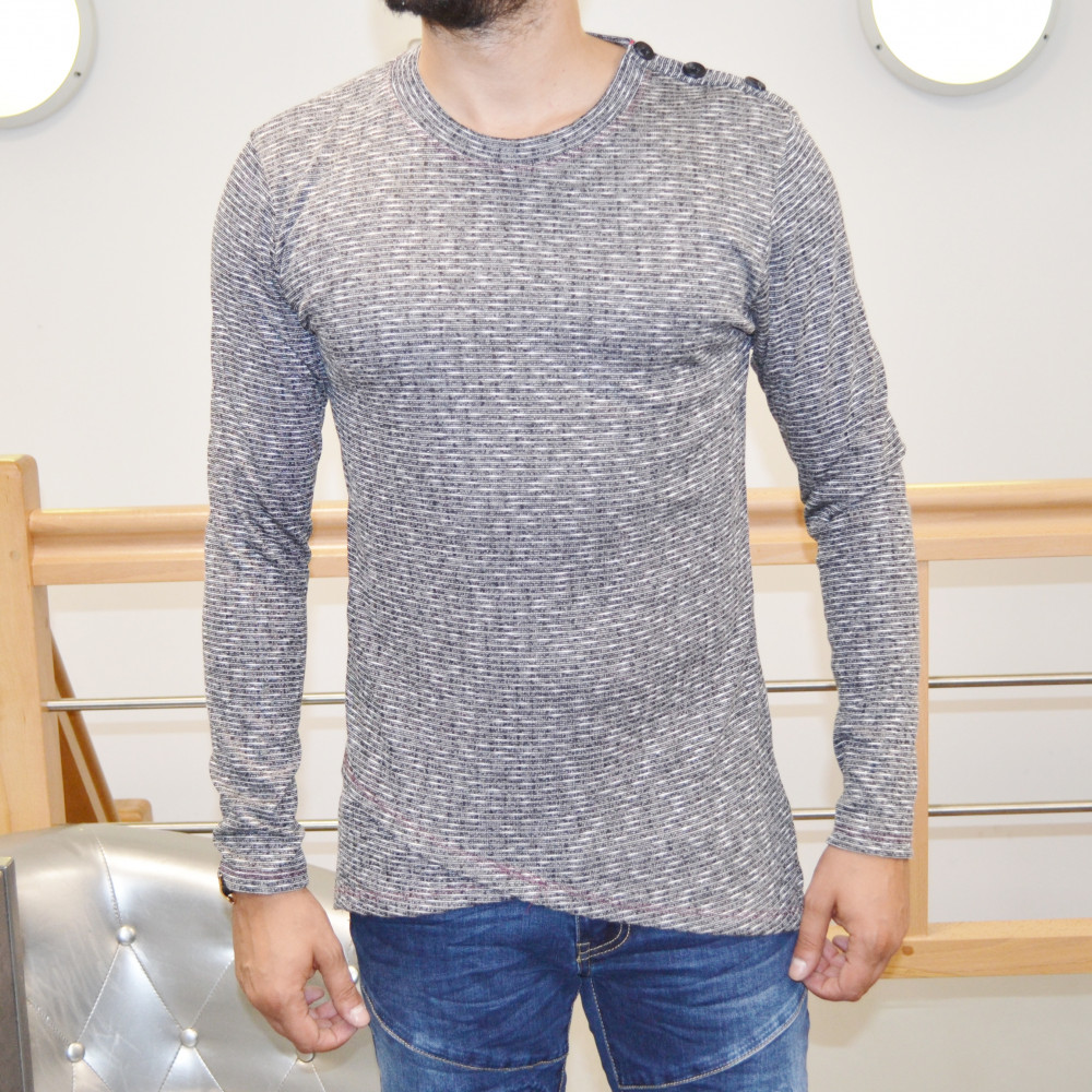 Pull homme asymétrique