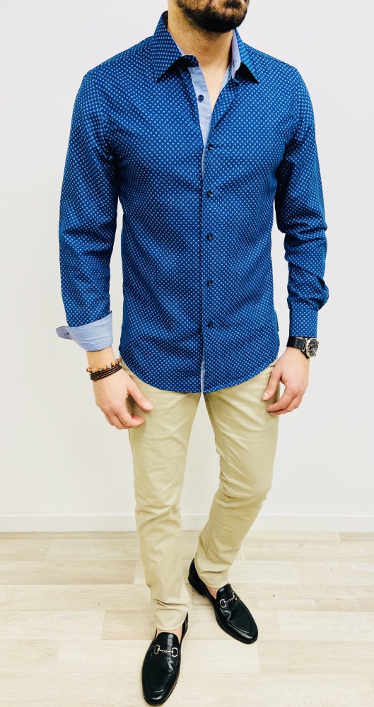 chemise bleu avec petit carreaux