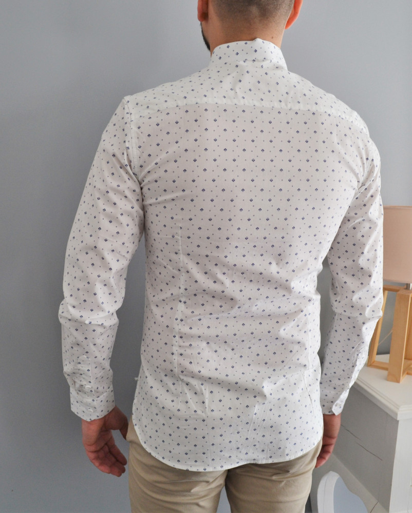 chemise homme blanche asymétrique petits losanges