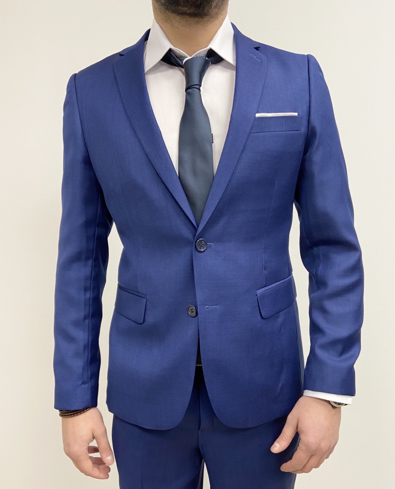 Costume homme bleu roi avec pochette blanche