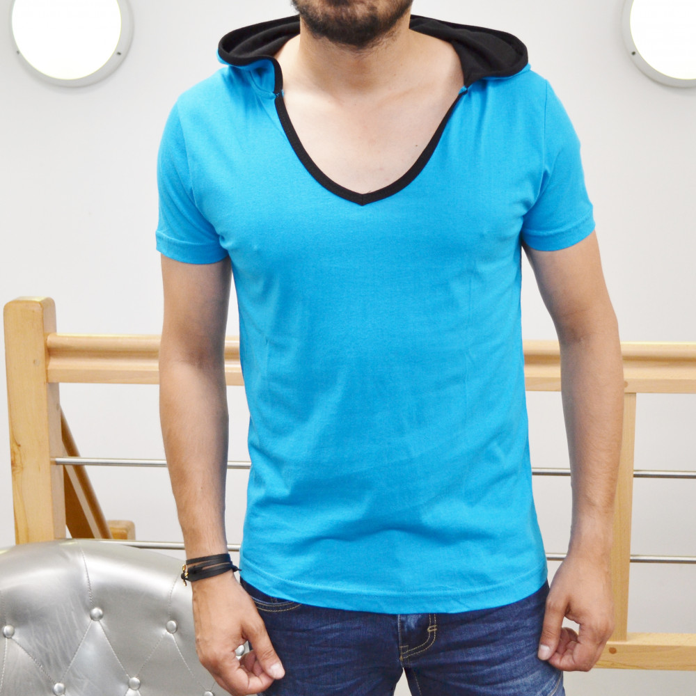 T-shirt homme bleu à capuche