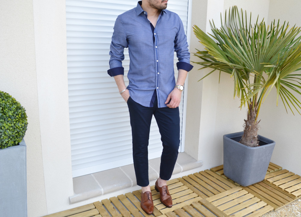 Chemise bleu avec bande satin