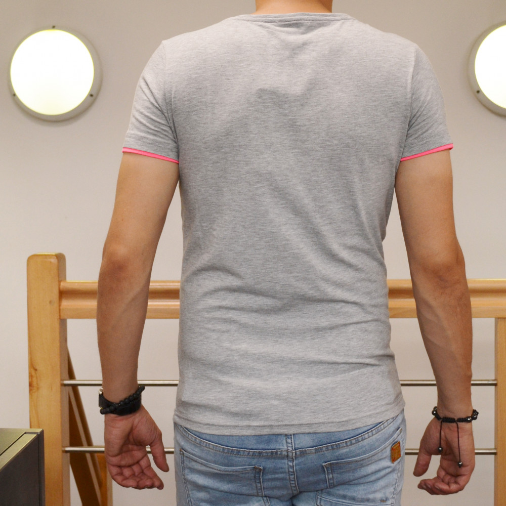 T-shirt homme gris et rose