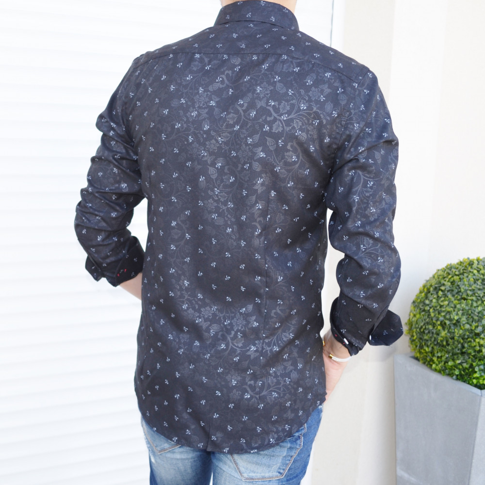 Chemise noire slim motifs abeille