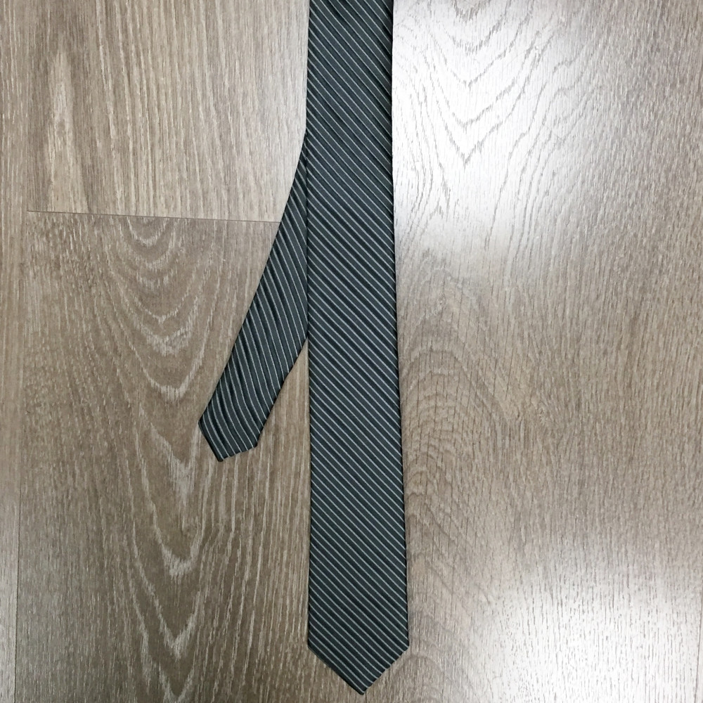 Cravate anthracite & noire à rayures