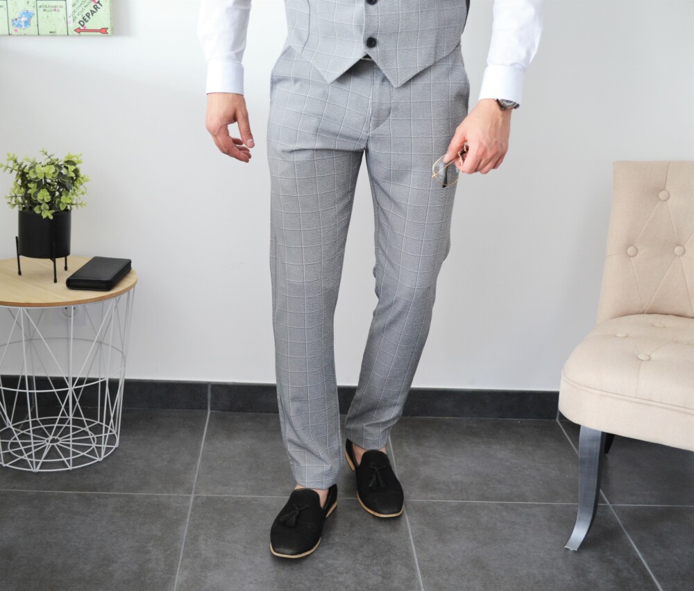 Pantalon chic slim gris à carreaux