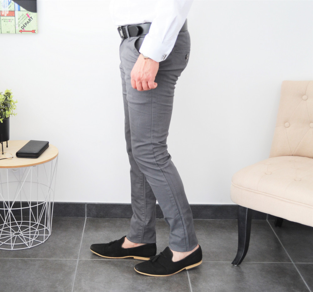Pantalon chino gris anthracite