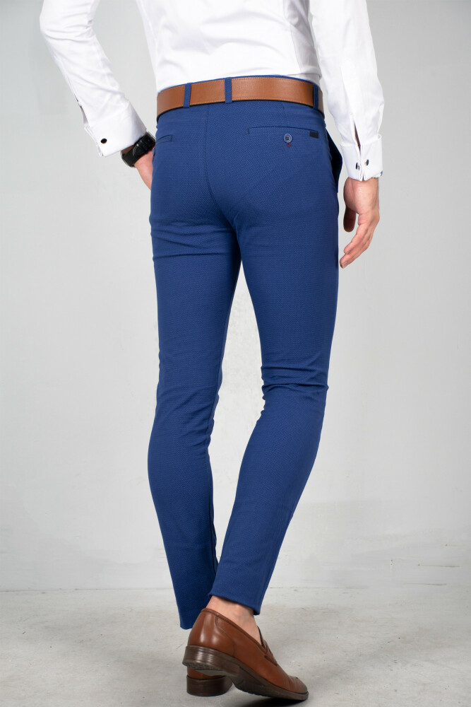 Pantalon slim bleu roi à petit motifs