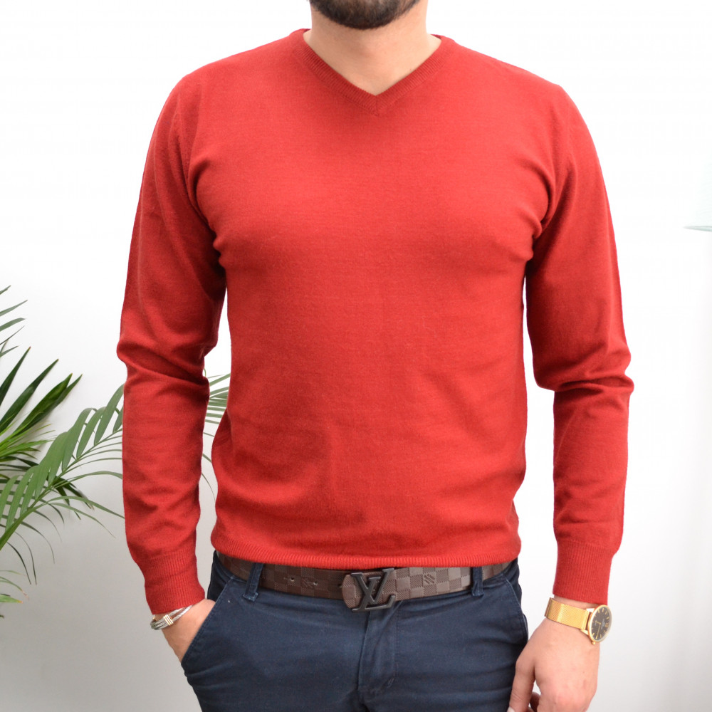 Pull rouge col V basic